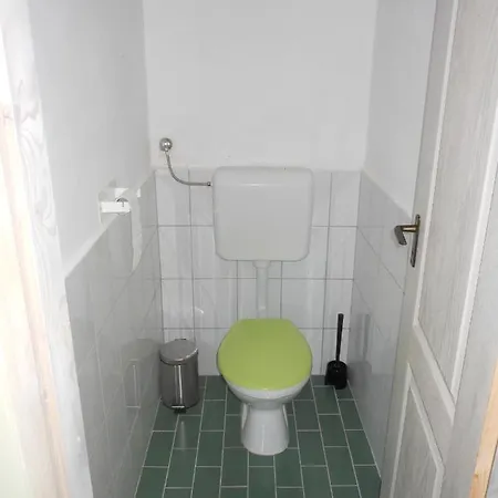 Apartmán Merum Pinceszet Es Vendegszoba