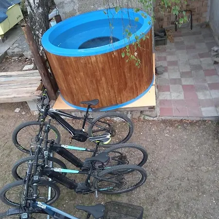 Apartmán Merum Pinceszet Es Vendegszoba