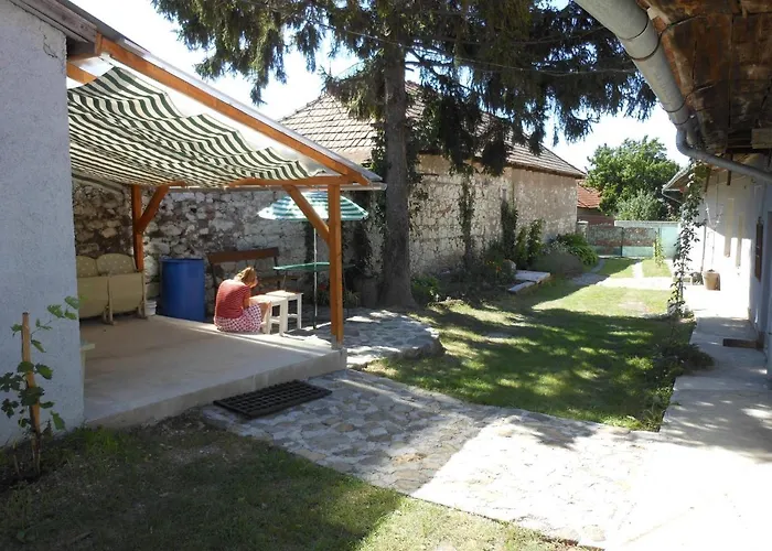 Apartment Merum Pinceszet Es Vendegszoba Tállya