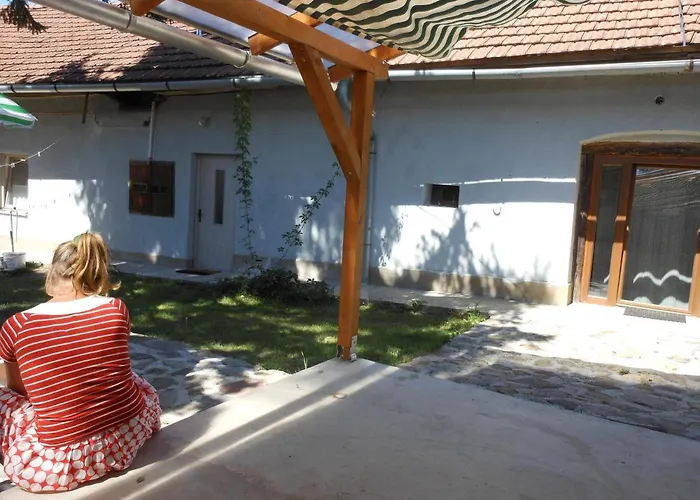 Merum Pinceszet Es Vendegszoba *